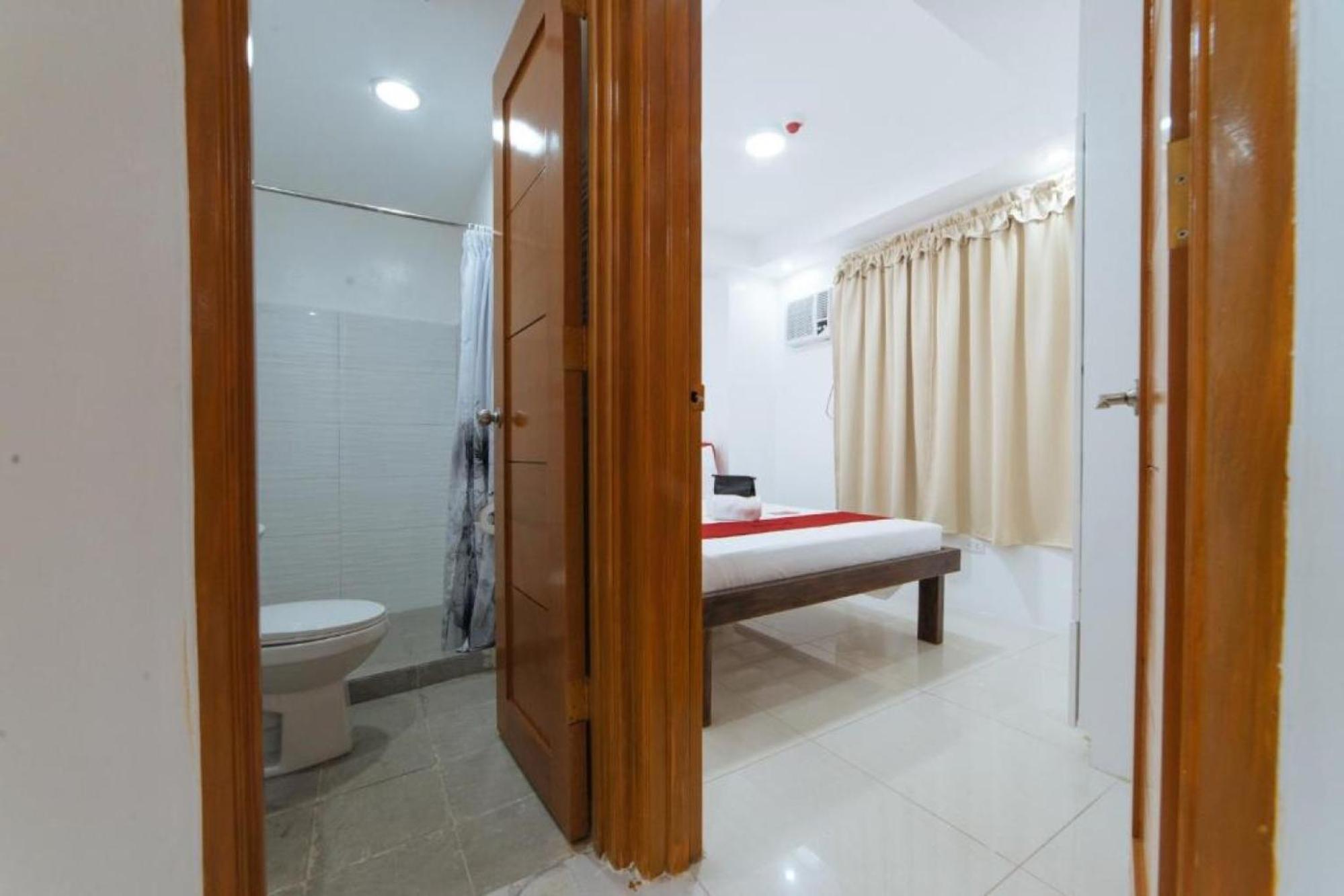 Reddoorz At Dbuilders Rooms Bangkal Makati Makati City Ngoại thất bức ảnh