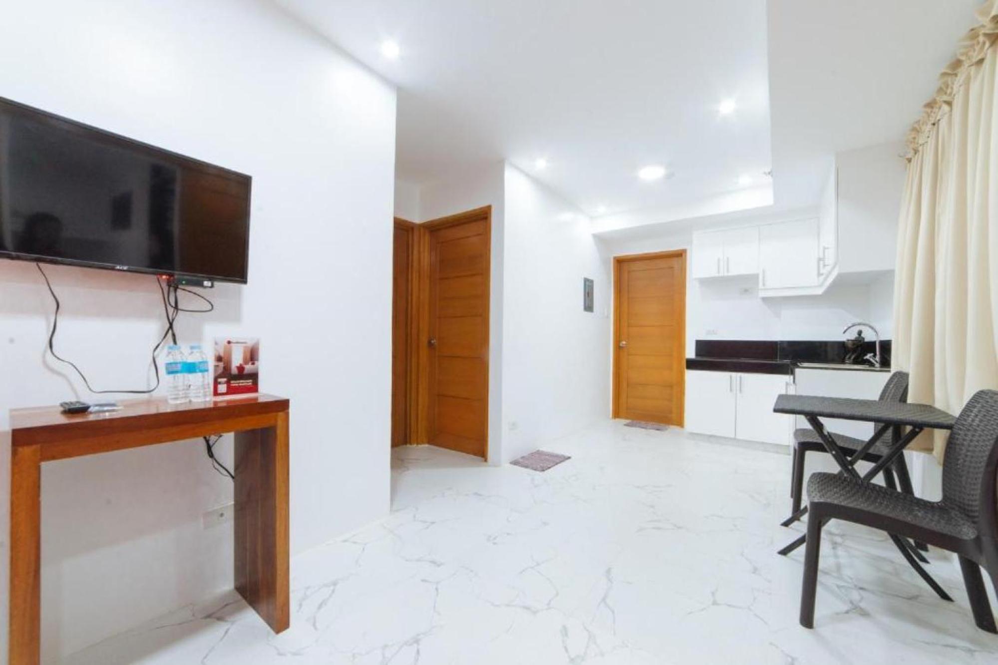 Reddoorz At Dbuilders Rooms Bangkal Makati Makati City Ngoại thất bức ảnh