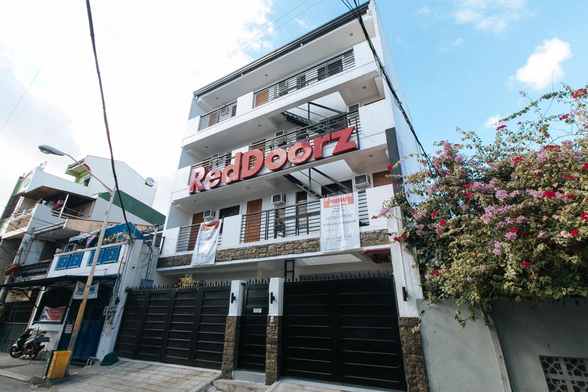 Reddoorz At Dbuilders Rooms Bangkal Makati Makati City Ngoại thất bức ảnh